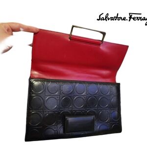 Feragamo shoulder bag Authentic